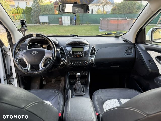 Hyundai ix35 2.0 Premium - 6