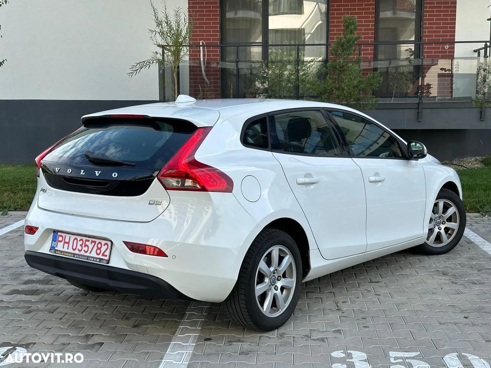 Volvo V40 Cross Country D2 Momentum - 5