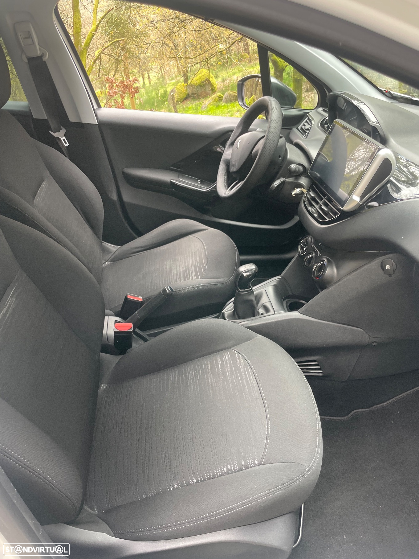 Peugeot 208 e-HDi FAP 92 Stop&Start Style - 14