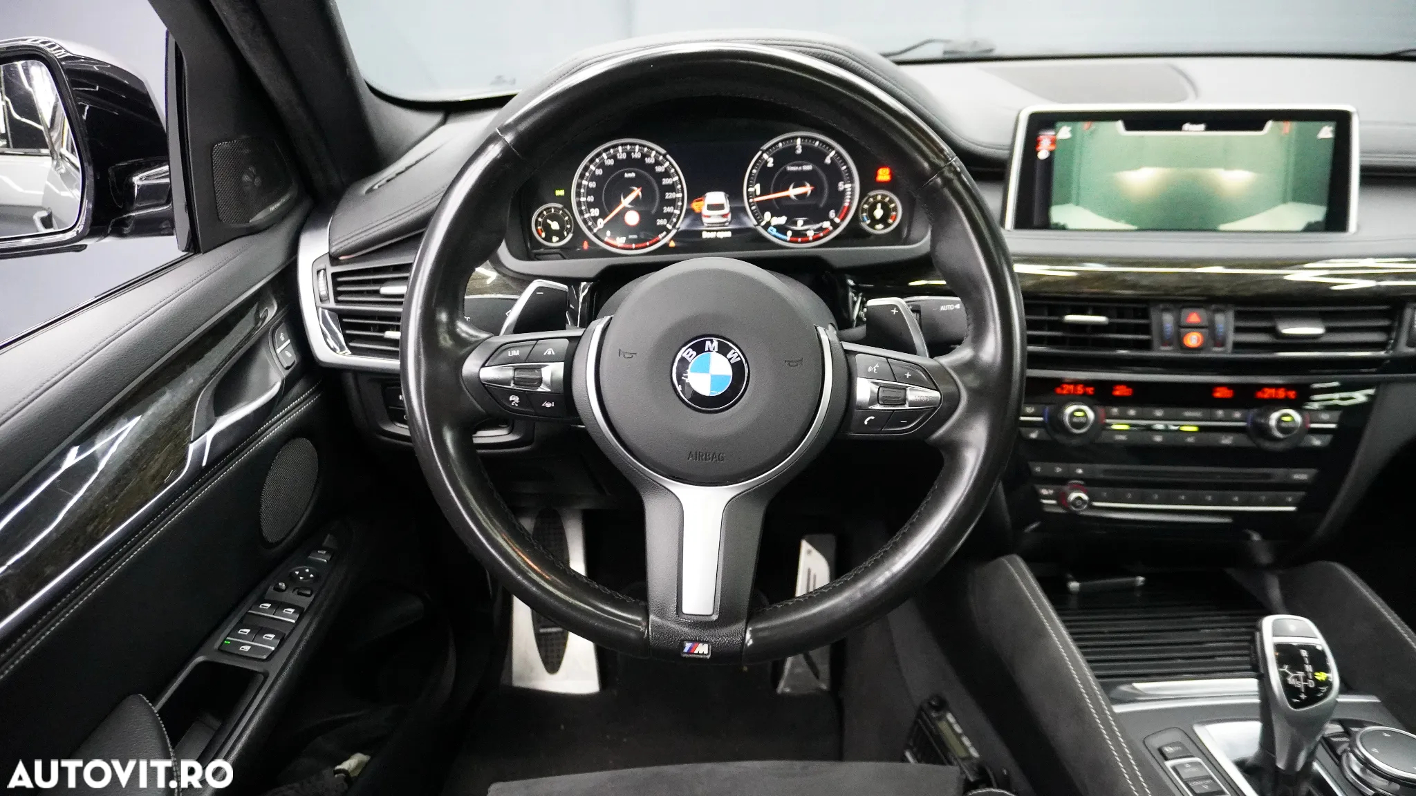 BMW X6 xDrive40d - 24
