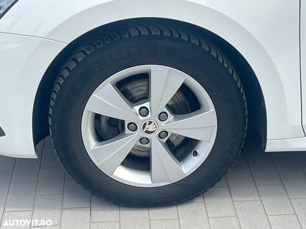 Skoda Octavia 2.0 TDI Ambition - 4