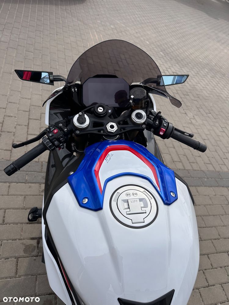 BMW S - 5