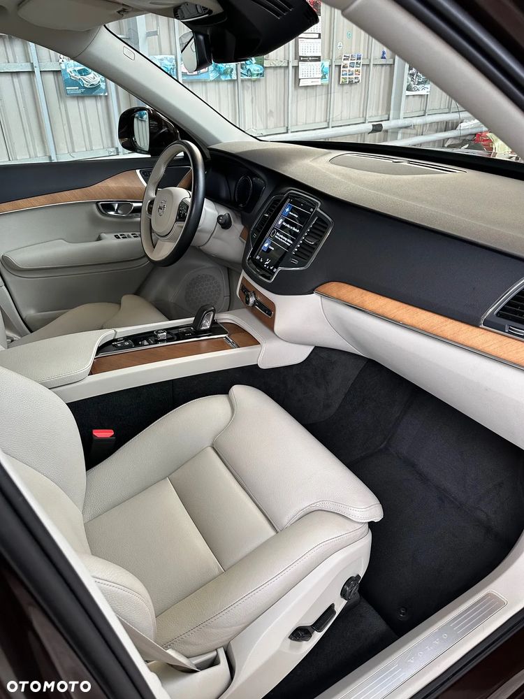 Volvo XC 90 ver-b5-d-awd-momentum-pro - 10