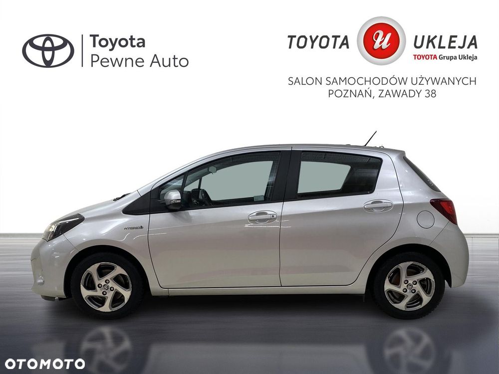 Toyota Yaris Hybrid 100 Premium - 5