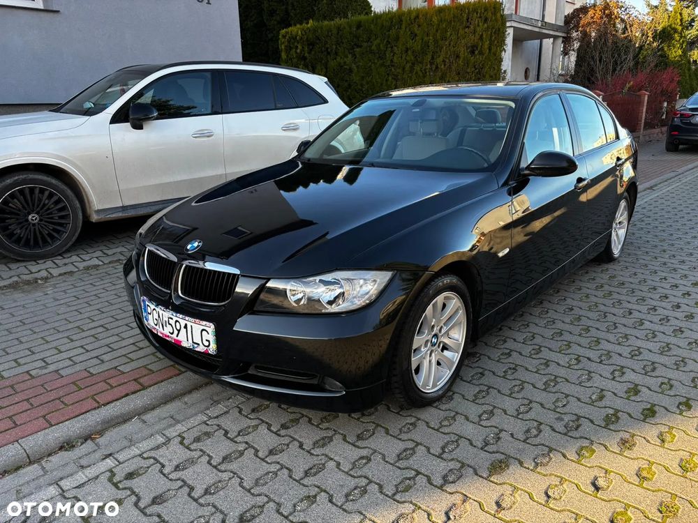 BMW Seria 3 318i - 2