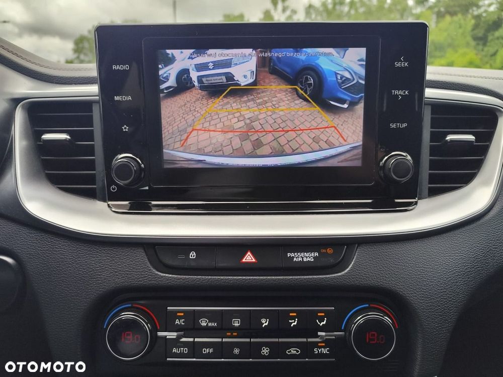 Kia XCeed - 17