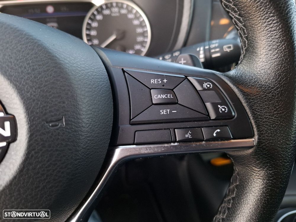 Nissan Juke 1.0 DIG-T N-Connecta NAV. DCT - 16