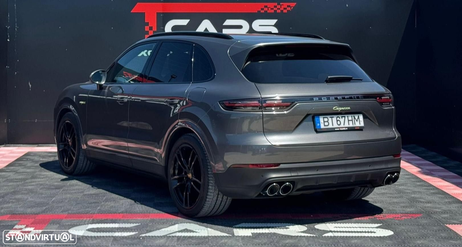 Porsche Cayenne - 2