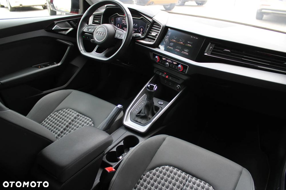 Audi A1 Sportback 30 TFSI S tronic - 18