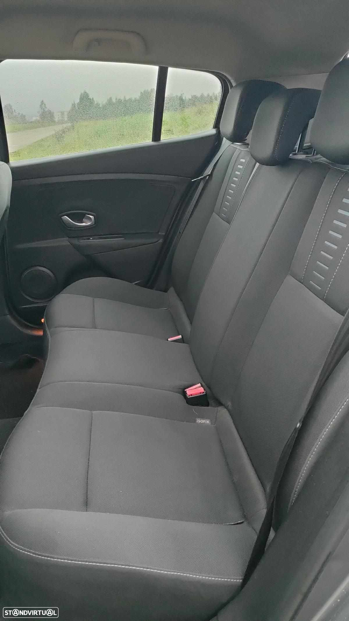 Renault Mégane 1.5 dCi Confort - 2