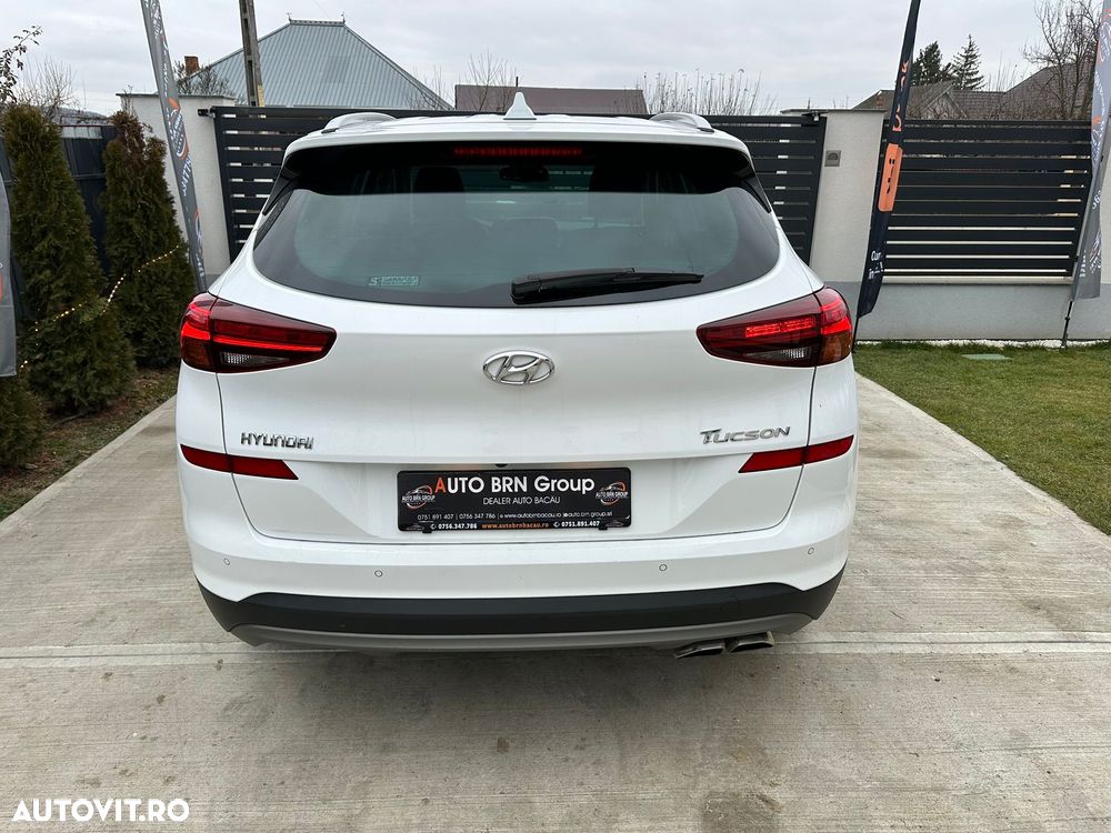 Hyundai Tucson - 8
