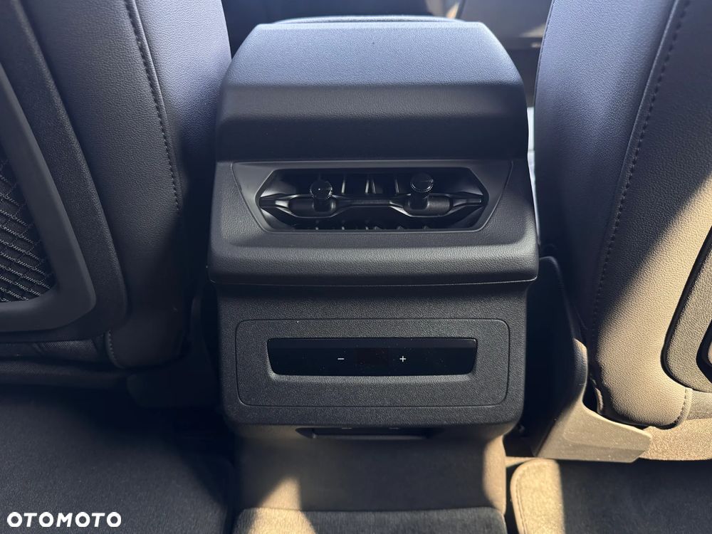 Audi A6 Avant e-tron - 33