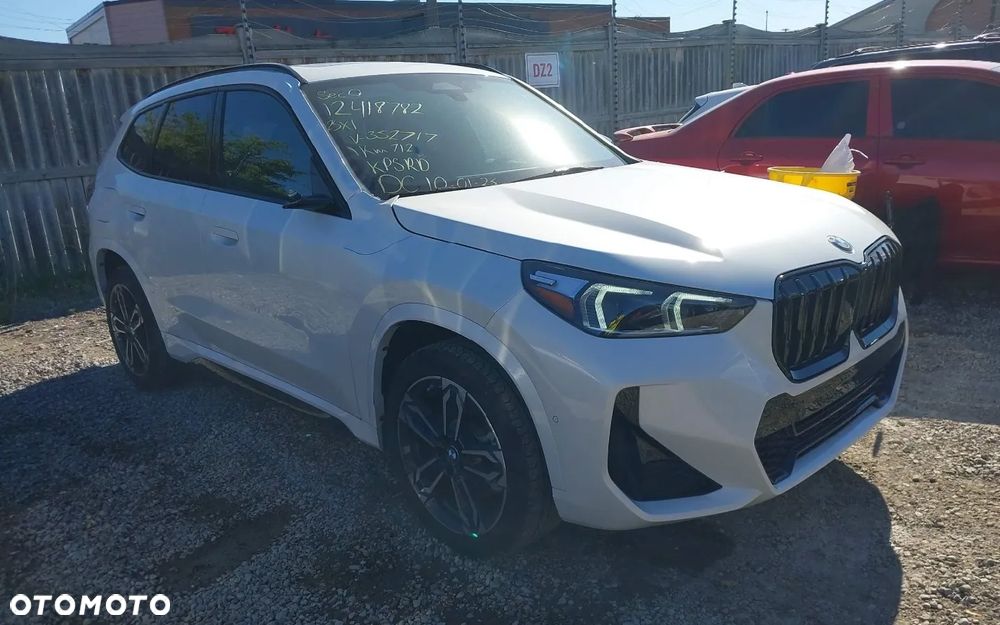 BMW X1 - 4