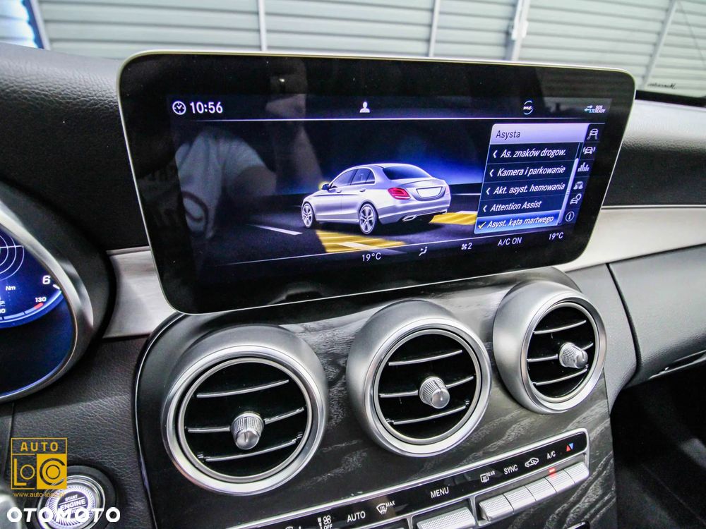 Mercedes-Benz Klasa C 220 d 4Matic 9G-TRONIC Avantgarde - 22