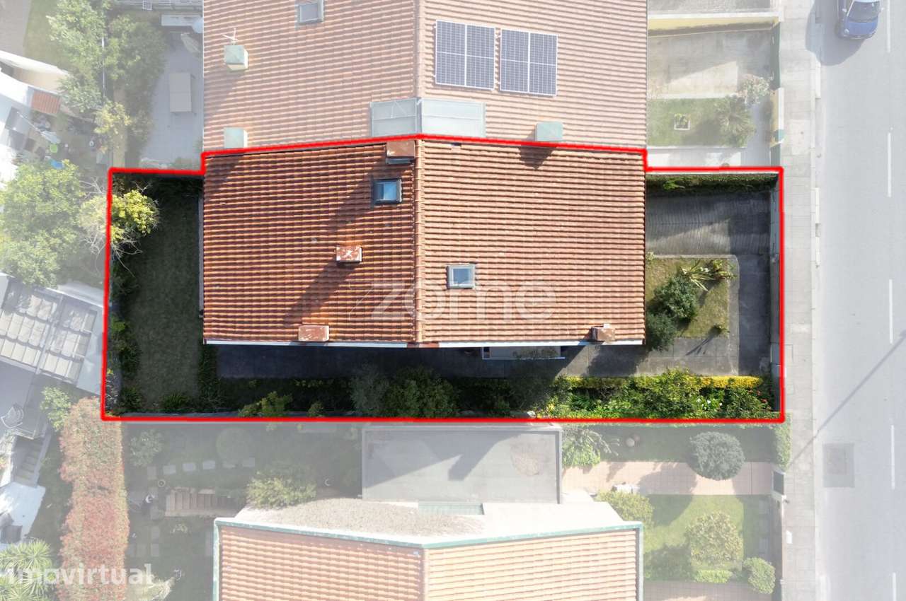 MoradiaT4 + Escritório+Salão e garagem 3 viaturas - Grande imagem: 3/48