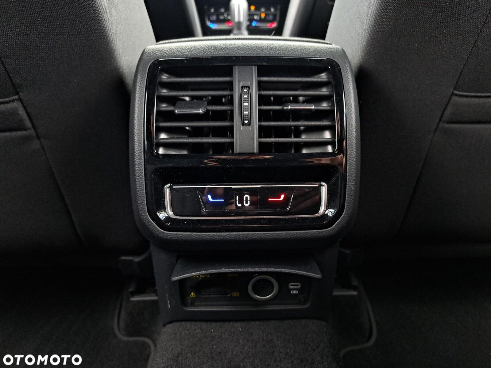 Volkswagen Passat 2.0 TDI Business DSG - 17
