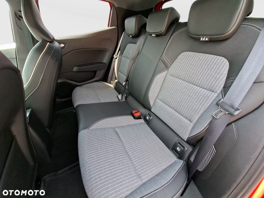 Renault Clio - 20