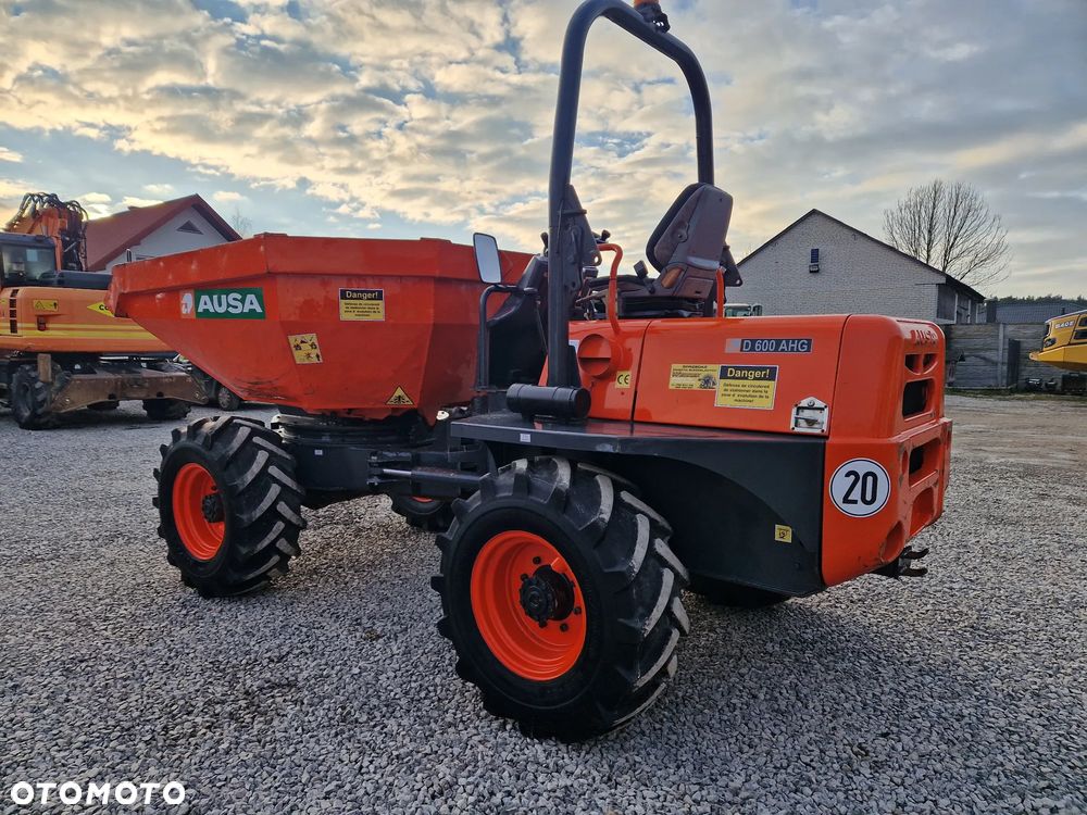 Ausa D600