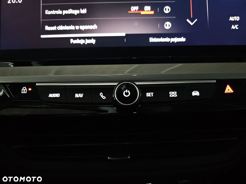 Opel Grandland 1.2 T Business Edition S&S - 20