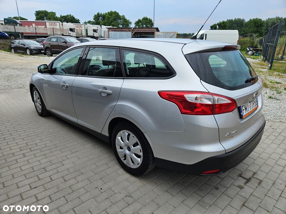 Ford Focus 1.6 TDCi ECOnetic 99g Start-Stopp-System Champions Edition - 13