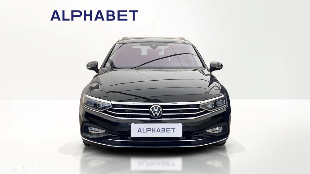 Volkswagen Passat - 8