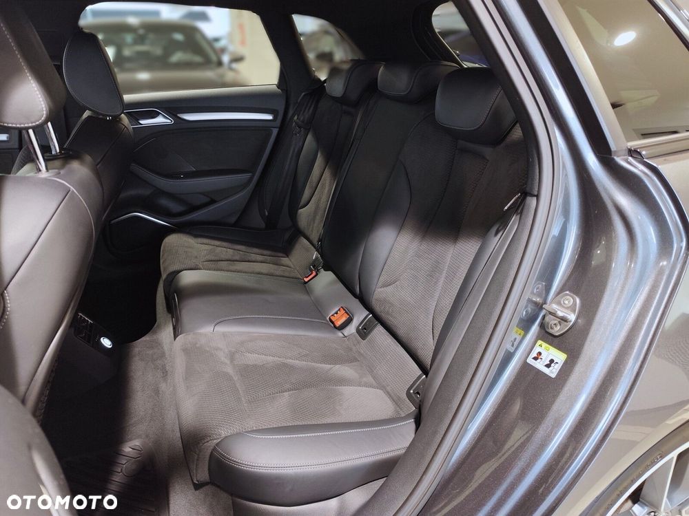 Audi S3 Sportback TFSI Quattro S tronic - 28