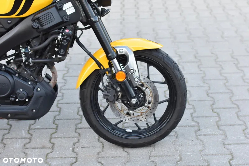Yamaha XSR - 7