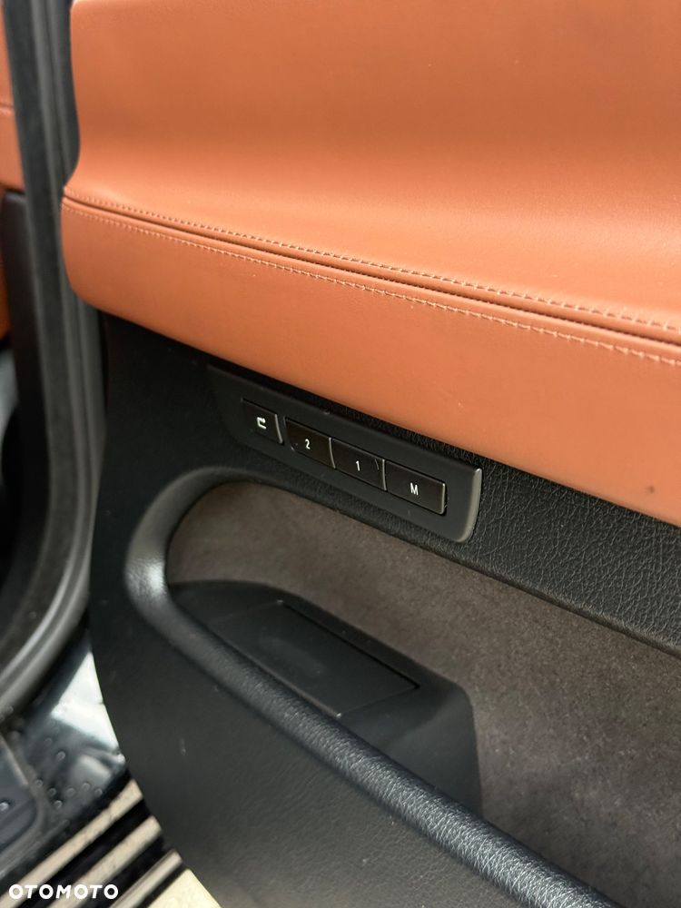 BMW 5GT 550i Luxury Line - 34