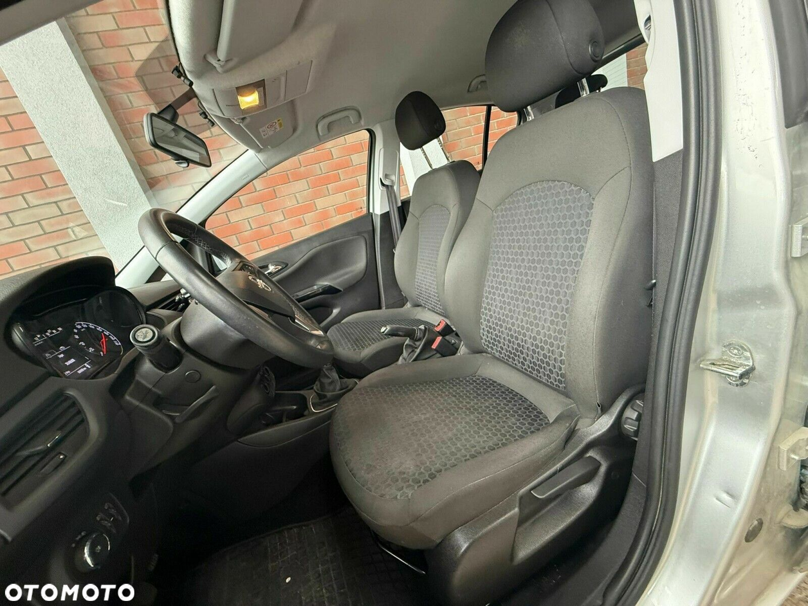 Opel Corsa - 11