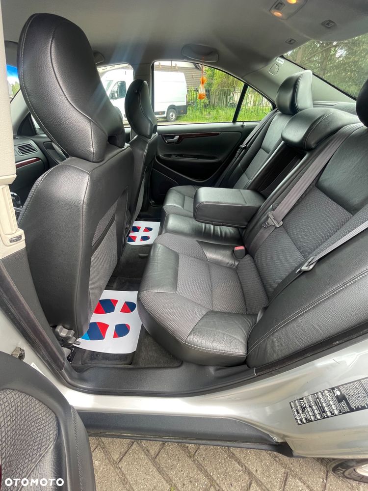 Volvo S60 2.4 Optima - 7