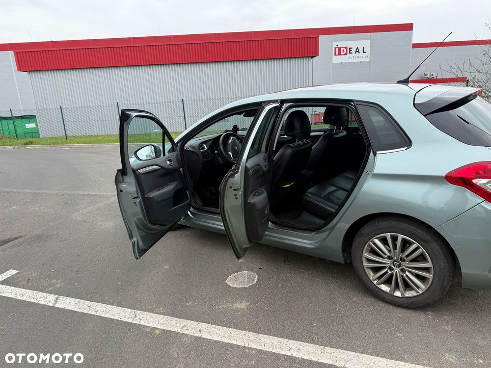 Citroën C4 2.0 HDi Exclusive - 6