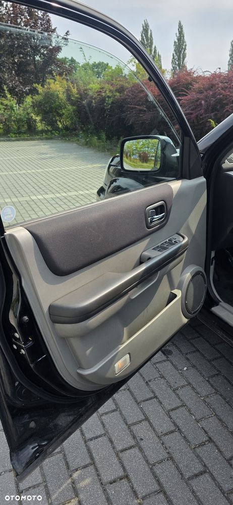 Nissan X-Trail 2.2 dCi Comfort + - 20