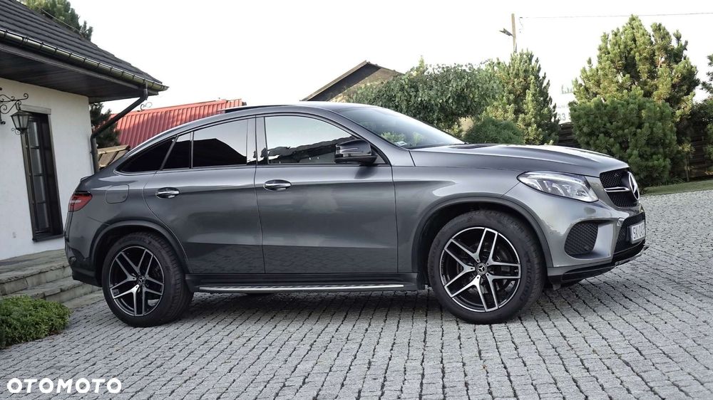 Mercedes-Benz GLE - 16