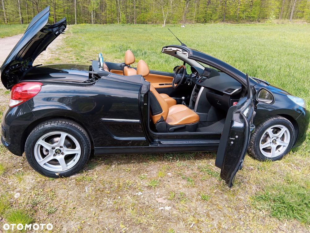 Peugeot 207 - 13