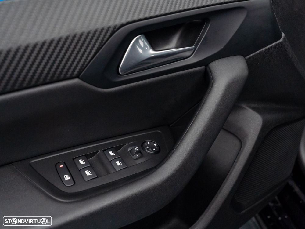 Peugeot 508 SW 1.6 Hybrid Allure e-EAT8 - 18