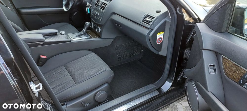 Mercedes-Benz Klasa C - 39