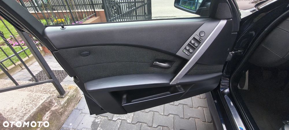 BMW Seria 5 520d Special Edition - 10