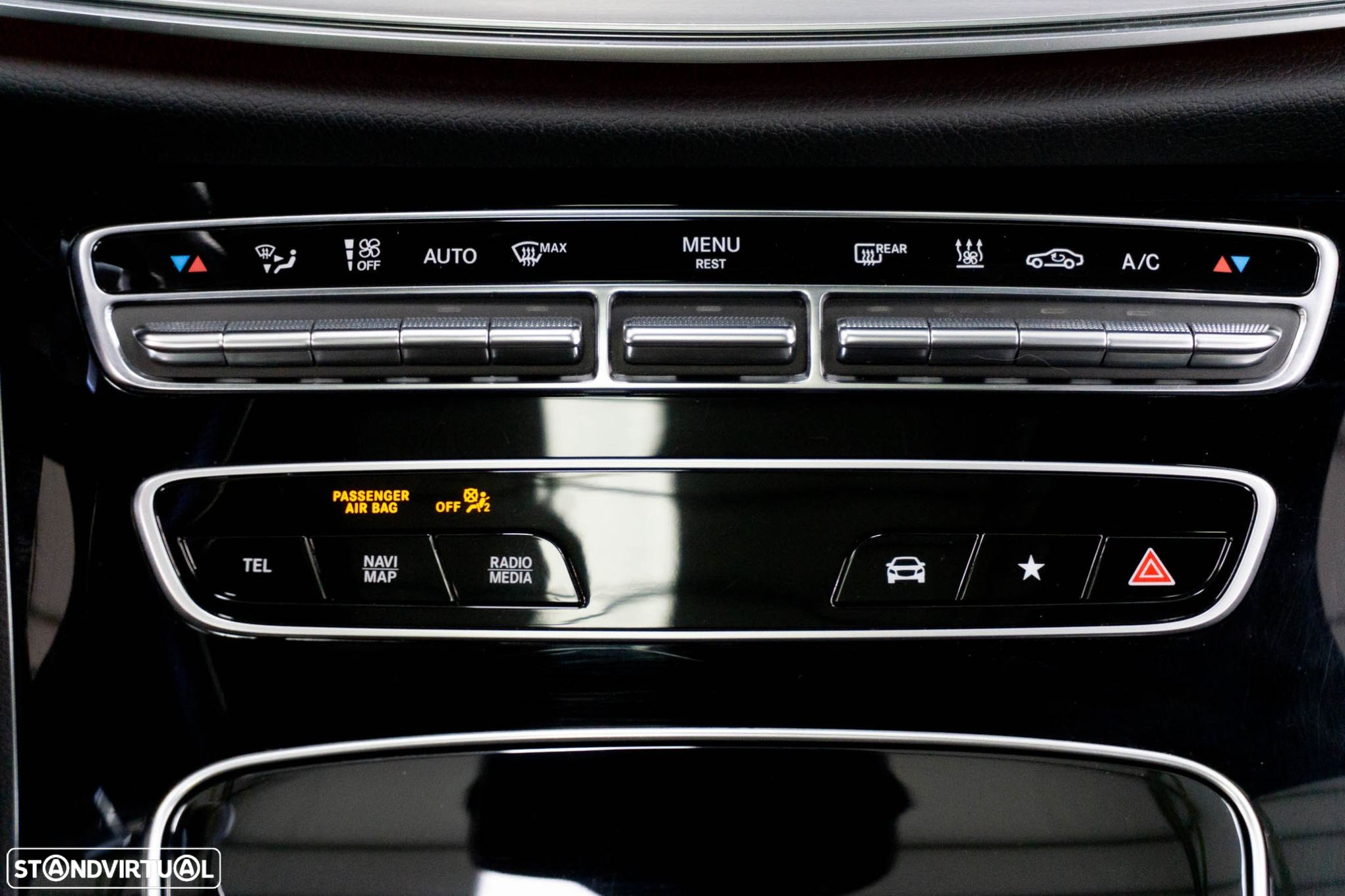 Mercedes-Benz E 300 de AMG Line - 23