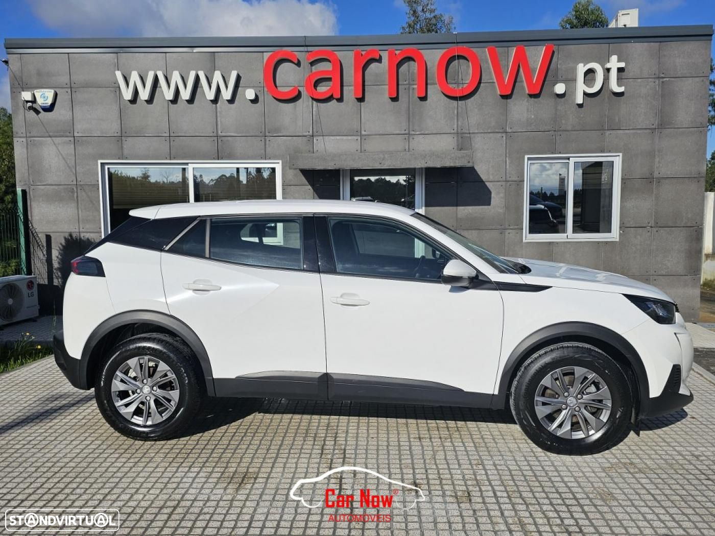 Peugeot 2008 1.2 PureTech Active Pack - 4