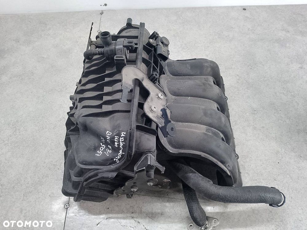 KOLEKTOR SSĄCY BMW 1 E81 FL 2.0 16V 116i - 2