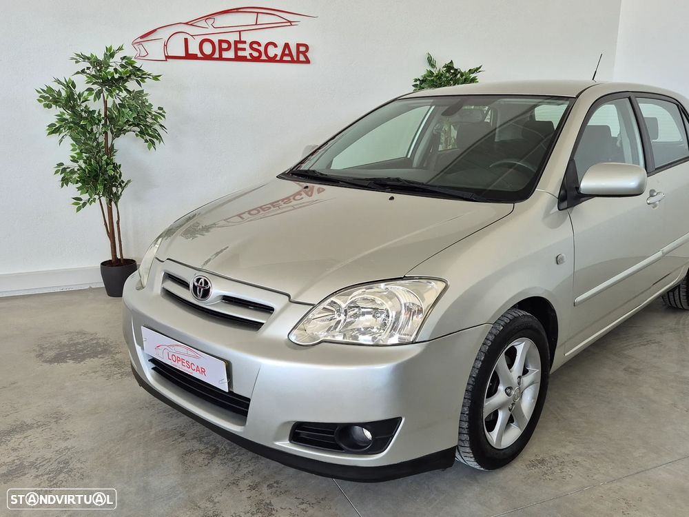 Toyota Corolla 1.4 VVT-i Sol - 2