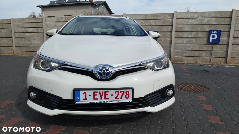 Toyota Auris 1.8 HSD Luna - 17