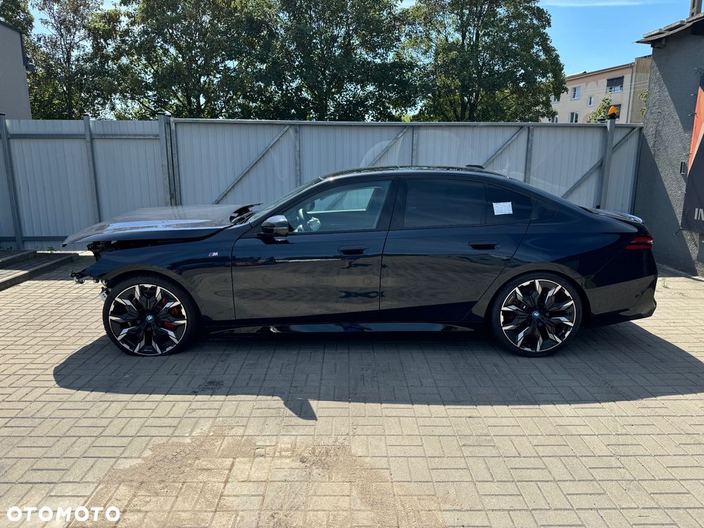 BMW i5 83.9kWh eDrive40 M Sport Edition - 2