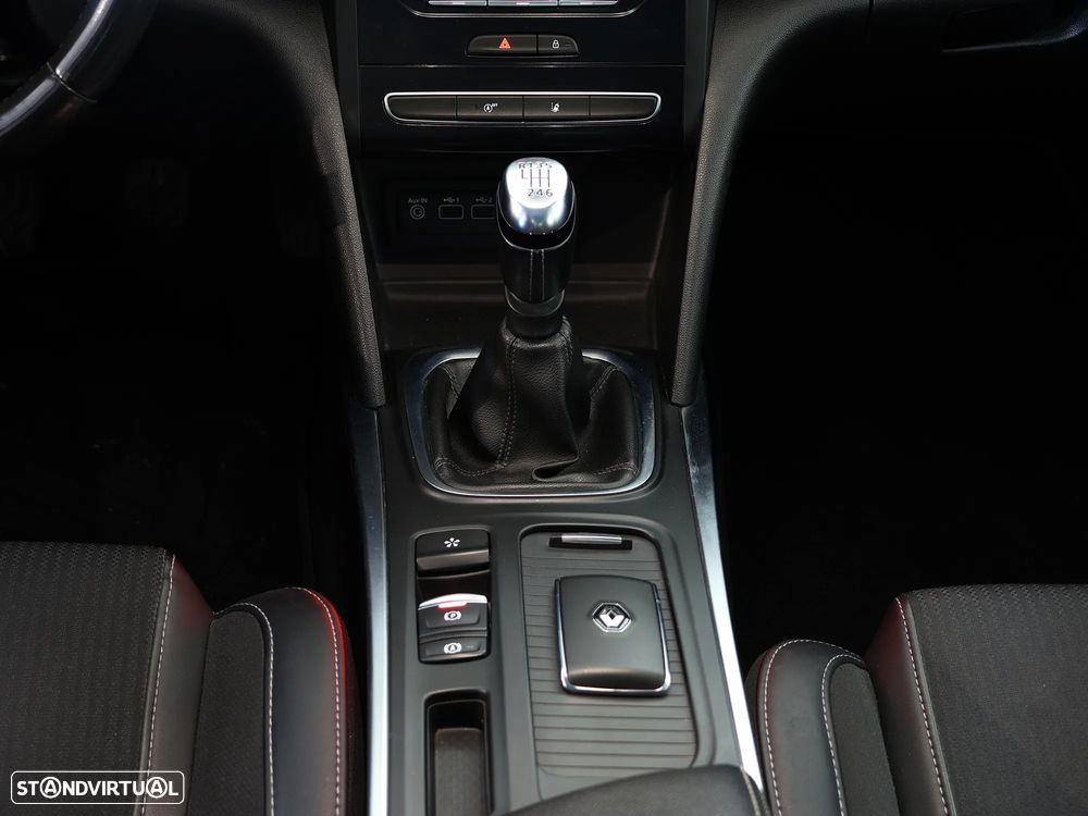 Renault Mégane Sport Tourer 1.5 Blue dCi Techno - 44