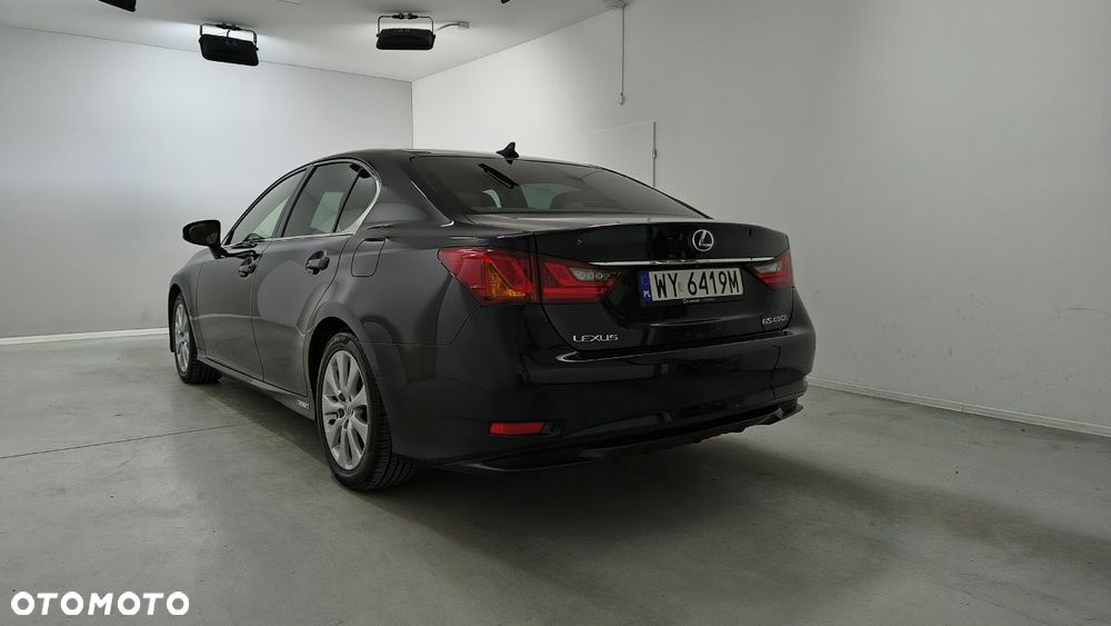 Lexus GS 450h - 13