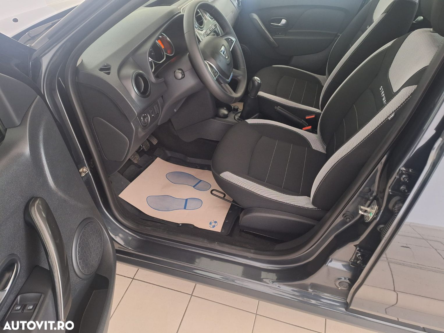 Dacia Logan Stepway 1.5 Blue dCi - 6