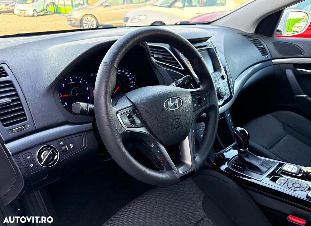 Hyundai i40 Kombi 1.7 CRDi DCT Trend - 15