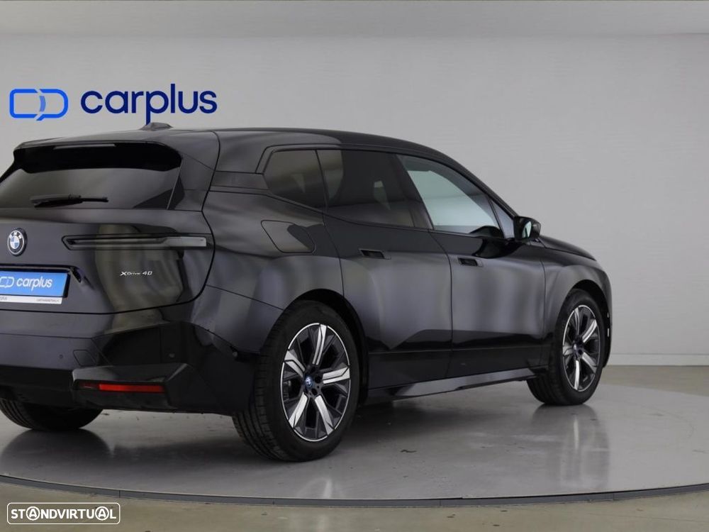 BMW iX xDrive 40 - 7