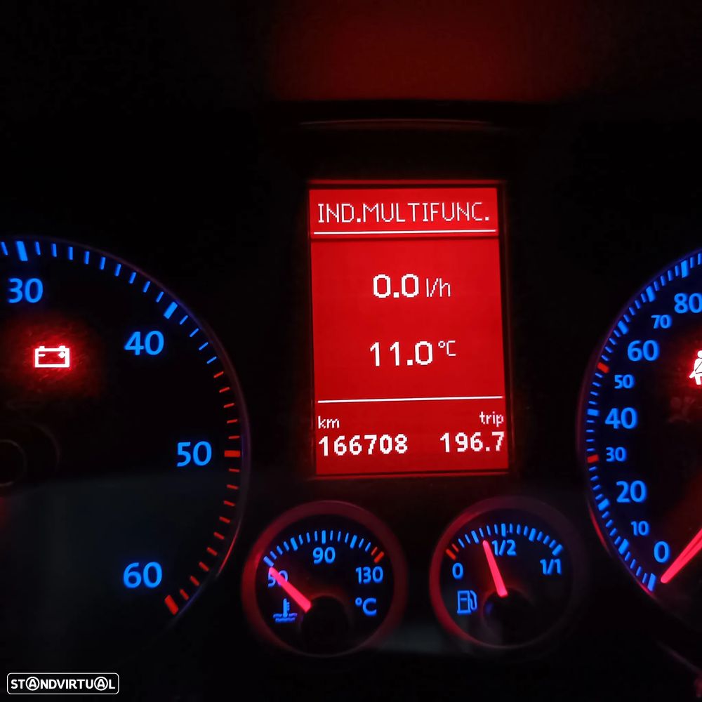 VW Touran 2.0 TDI DPF Highline - 7