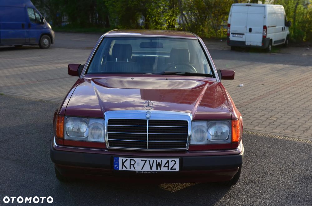 Mercedes-Benz W124 (1984-1993) - 39